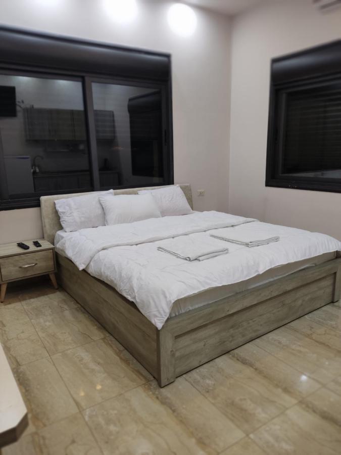 Lotus Housing For Furnished Apartments Jarash Chambre photo