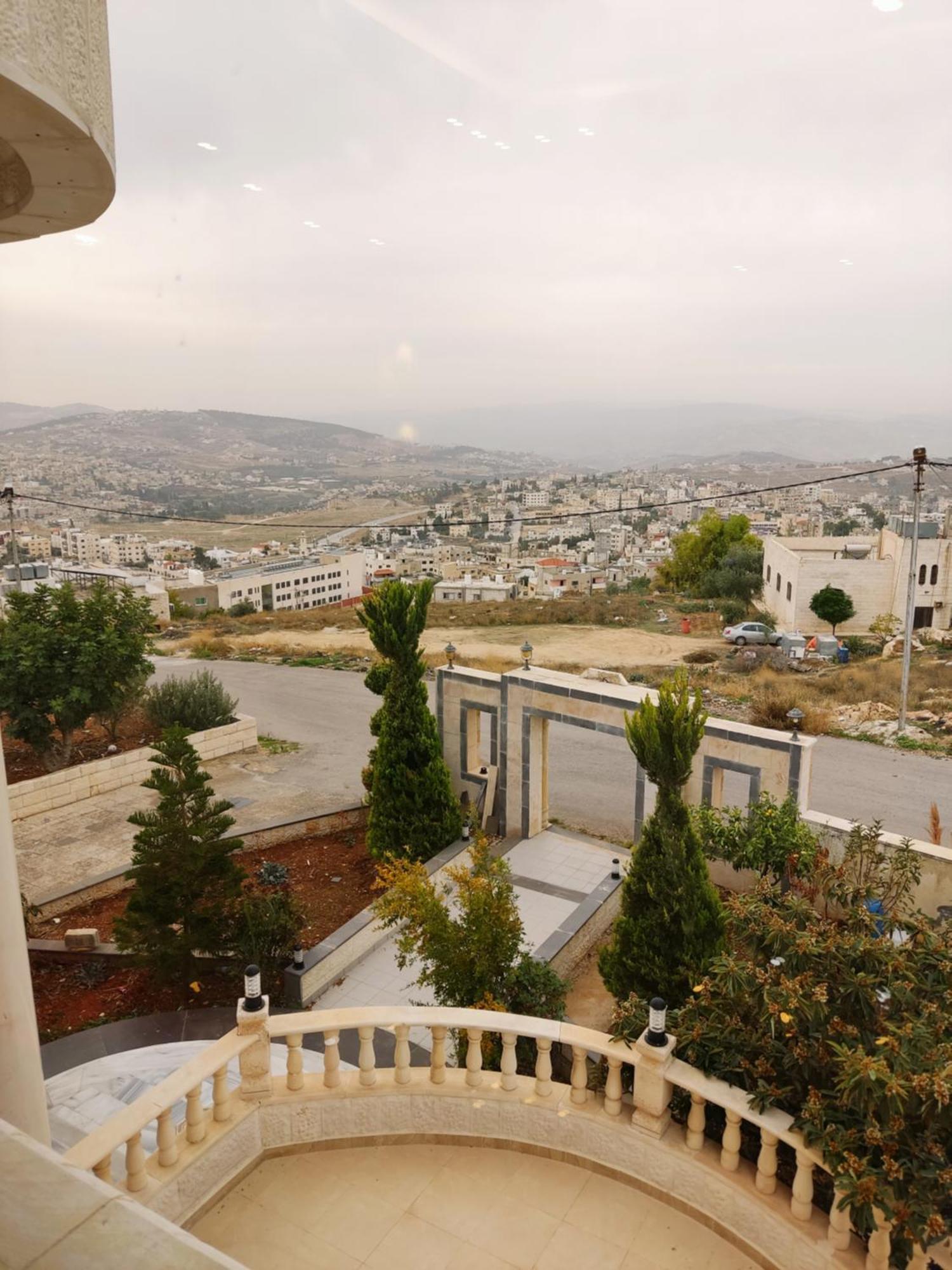 Lotus Housing For Furnished Apartments Jarash Extérieur photo